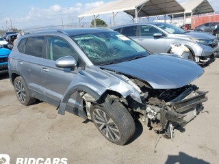 Volkswagen Taos 1 поколение 2024г. 1.5 л. - фото №1