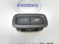 31674801 Кнопка багажника Volvo XC90 2016г. - фото №3