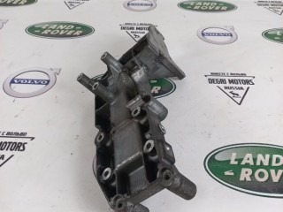 Кронштейн навесного, ориг. номер 30757168, Volvo V70 SW65 2004-2007