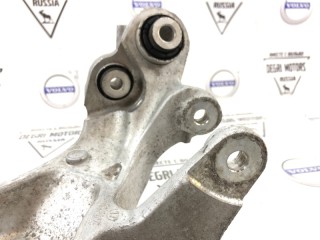 Кулак в сборе задний правый, ориг. номер LR094540, Land Rover Discovery L462 2017-2021