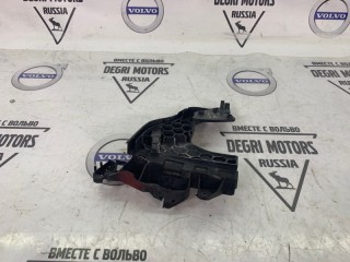 Кронштейн замка двери задний левый, ориг. номер 30699111, Volvo S40 2007-2012