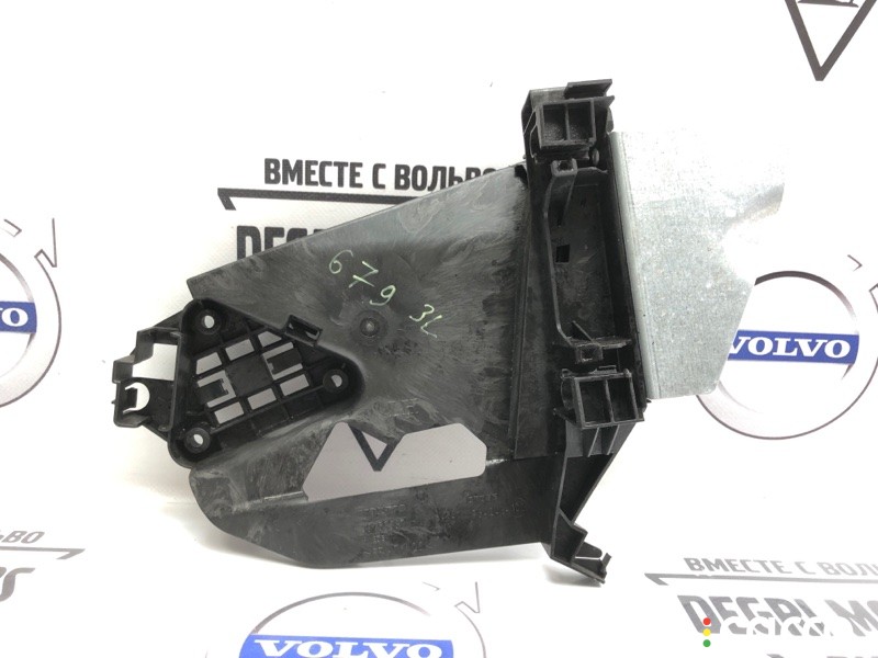 Кронштейн замка двери задний левый Volvo XC60 2008-2013, 30753339, фото 1
