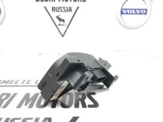 Кнопки руля правые, ориг. номер 8691664, VOLVO XC70 2000-2004