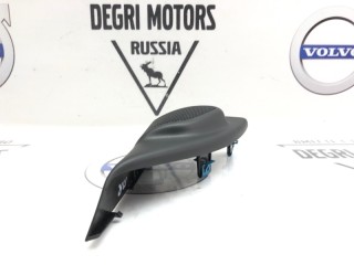 Уголок зеркала внутренний передний правый, ориг. номер 8635483, Volvo XC70 2007-2013