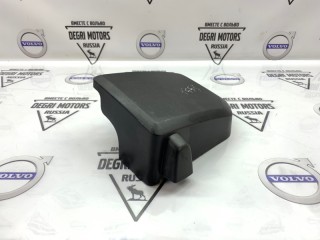 Крышка блока управления двигателя, ориг. номер 30680265, Volvo XC70 2004-2007