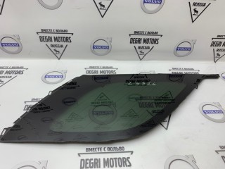 Стекло багажника боковое заднее правое, ориг. номер LR083198, Land Rover Discovery L462 2017-2021