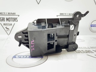 Ручка сиденья задняя, ориг. номер 7205348020C0, Lexus RX450H GYL25 2015-2019