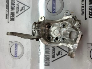 Кулак передний правый, ориг. номер 6760954, BMW 525i E60 2002-2007