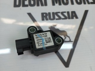 Датчик удара передний левый, ориг. номер 30737139, Volvo V50 2003-2007