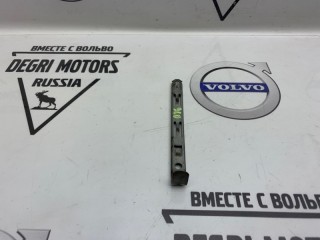 Фиксатор фары, ориг. номер 8637181, Volvo XC90 2002-2006