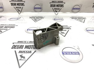 Кронштейн двигателя задний, ориг. номер 8666261, Volvo S60 2004-2010