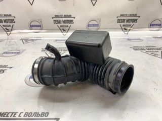 Патрубок воздушный, ориг. номер 30636828, Volvo V70 2004-2007
