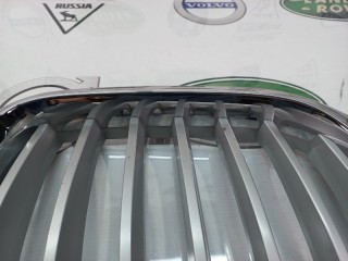 Решетка радиатора передняя левая, ориг. номер 51137367421, BMW X4 F26 2014-2018