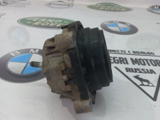 Опора двигателя передняя левая, ориг. номер 22116868489, BMW X4 F26 2014-2018