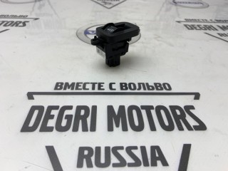 Кнопка стеклоподъемника задняя, ориг. номер 30773217, Volvo V50 2007-2012