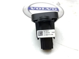 Кнопка стеклоподъемника задняя, ориг. номер 30773217, Volvo V50 2007-2012