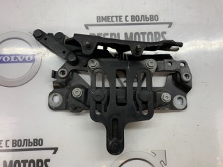 Петля капота передняя левая, ориг. номер 51237184435, BMW 523i F10 2009-2013
