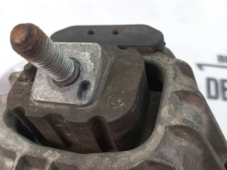 Опора двигателя, ориг. номер 22116773742, BMW 320i E92 2010-2014