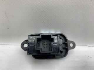 Кнопка стеклоподъемника задняя, ориг. номер 30658449, Volvo V50 2003-2007