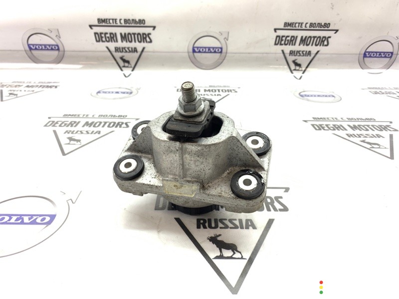LR014113 Опора двигателя левая Land Rover Range Rover Sport L494 2015г. - фото №1