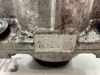 Опора двигателя правая, ориг. номер LR014113, Land Rover Range Rover Sport L494 2013-2017