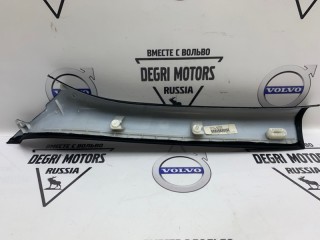 Обшивка двери передняя правая, ориг. номер 51438037356, BMW X5 E70 2006-2010