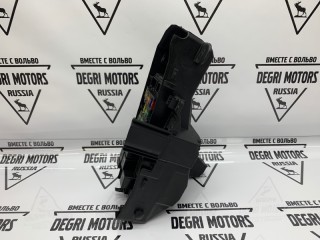 Блок предохранителей, ориг. номер 8637841, Volvo XC70 2000-2004