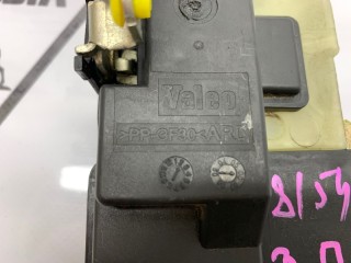 Замок двери задний правый, ориг. номер 30699762, Volvo V70 2004-2007
