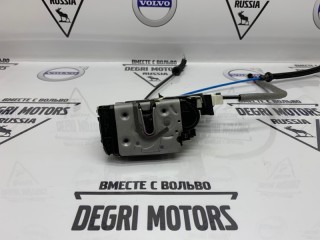 Замок двери задний левый, ориг. номер 2047331708, Mercedes C-Classe 204