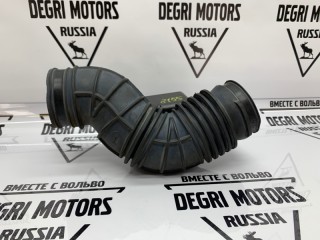 Патрубок воздушный, ориг. номер 30636828, Volvo V70 2000-2004