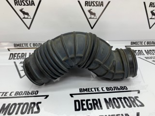 Патрубок воздушный, ориг. номер 30636828, Volvo V70 2000-2004