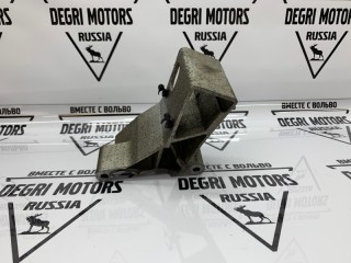 Кронштейн двигателя задний, ориг. номер 8666261, Volvo S60 2004-2010