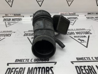 Патрубок воздушный, ориг. номер 30636828, Volvo V70 2004-2007