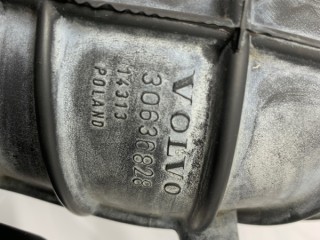 Патрубок воздушный, ориг. номер 30636828, Volvo V70 2004-2007