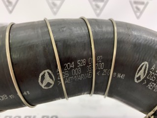 Патрубок интеркулера правый, ориг. номер A2045280882, Mercedes C-Classe 204