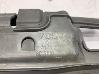 Дефлектор радиатора передний правый, ориг. номер 30796472, Volvo V60 2010-2013