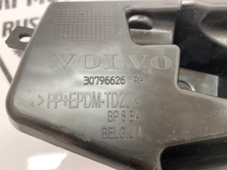Кронштейн бампера передний правый, ориг. номер 30795049, Volvo V60 2010-2013