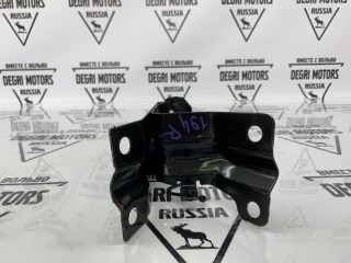 Кронштейн радиатора правый, ориг. номер 31305108, Volvo XC70 2007-2013