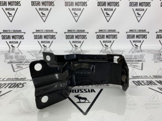Кронштейн радиатора левый, ориг. номер 31305107, Volvo XC70 2007-2013