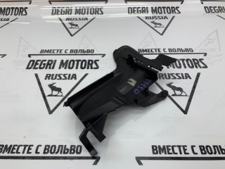 Дефлектор радиатора передний правый, ориг. номер 30796390, Volvo S80 2009-2013