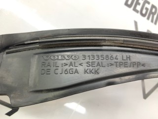 Молдинг лобового стекла передний левый, ориг. номер 31335864, Volvo V60 2010-2013