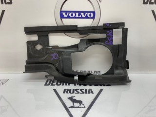 Дефлектор радиатора правый, ориг. номер 31353296, Volvo V60 2013-2019