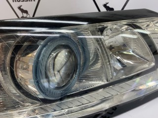 Фара правая, ориг. номер 32206145, Volvo V50 2007-2012