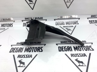 Дефлектор радиатора правый, ориг. номер 31323559, Volvo V60 2010-2013