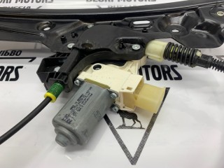 Стеклоподъемник передний правый, ориг. номер 51337182132, BMW 523i F10 2009-2013