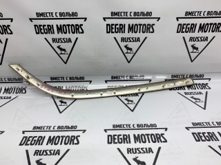 Накладка декоративная передняя правая, ориг. номер 8632938, Volvo V70 2007-2013