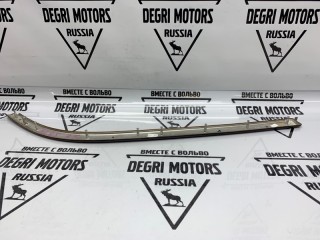 Накладка декоративная передняя правая, ориг. номер 8632938, Volvo V70 2007-2013