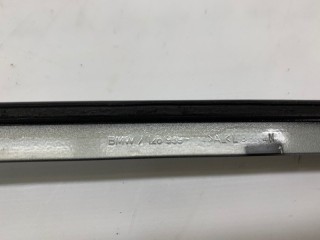Молдинг лобового стекла передний левый, ориг. номер 51137184001, BMW 320i E90 2004-2008