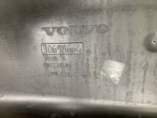 Обтекатель радиатора передний, ориг. номер 30698664, Volvo V70 2004-2007