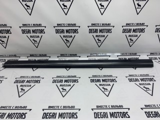 Молдинг двери передний правый, ориг. номер 39885604, Volvo S80 2006-2010